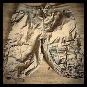 Kids size medium elastic cargo shorts